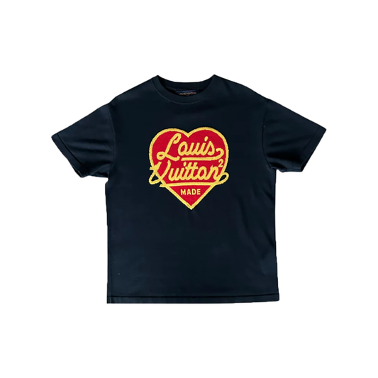 PRELOVED LOUIS VUITTON NIGO HEART INTARSIA T-SHIRT IN NAVY