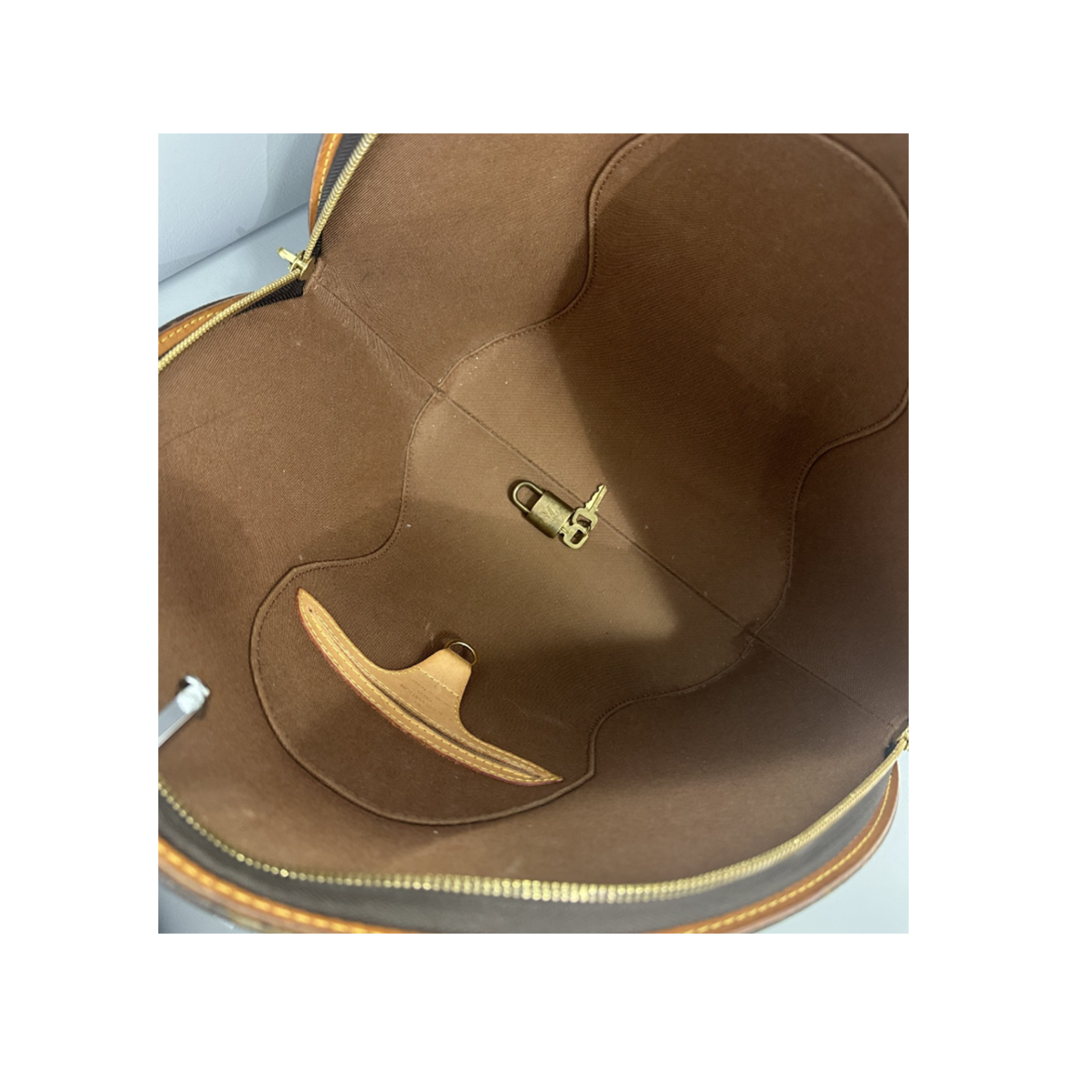 PRELOVED LOUIS VUITTON MONOGRAM ELLIPSE MM BAG