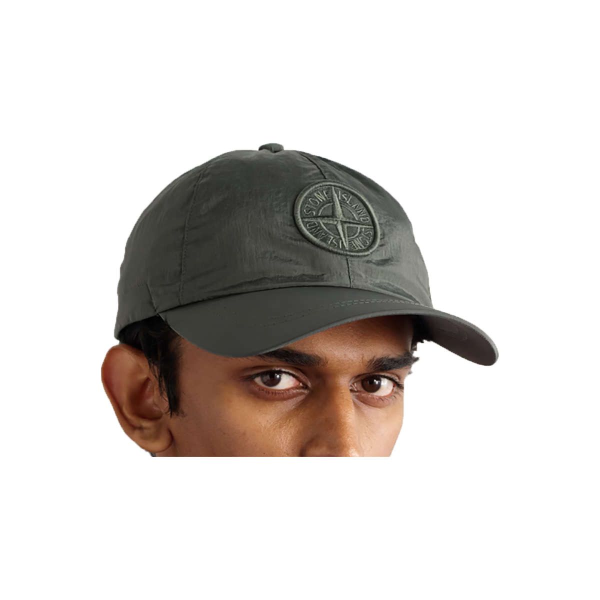 STONE ISLAND LOGO-APPLIQUED ECONYL® NYLON METAL CAP IN GREEN