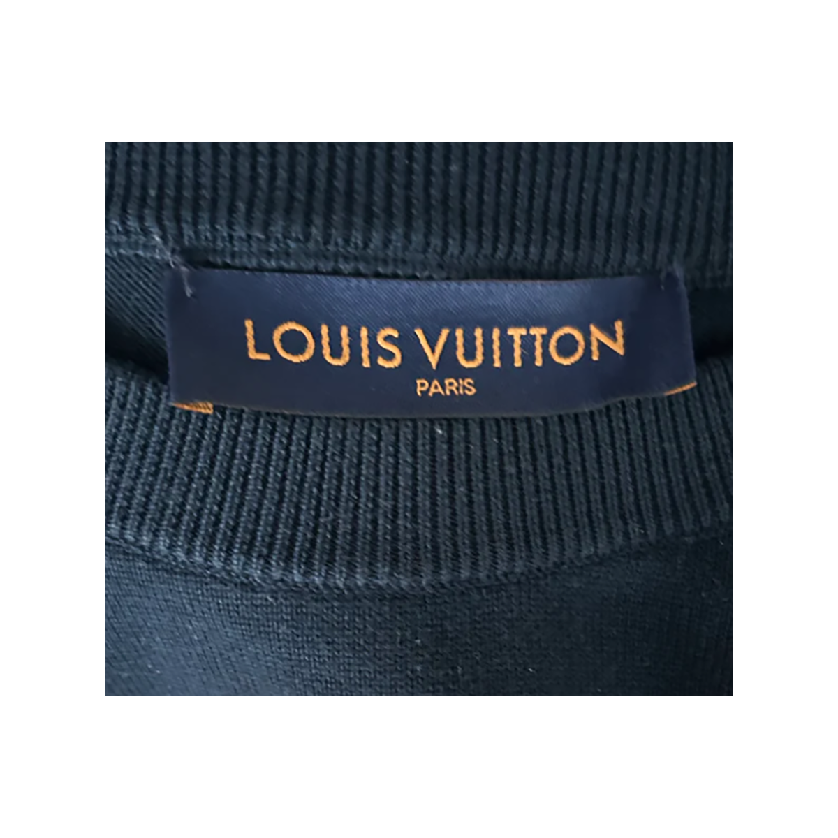 PRELOVED LOUIS VUITTON NIGO HEART INTARSIA T-SHIRT IN NAVY