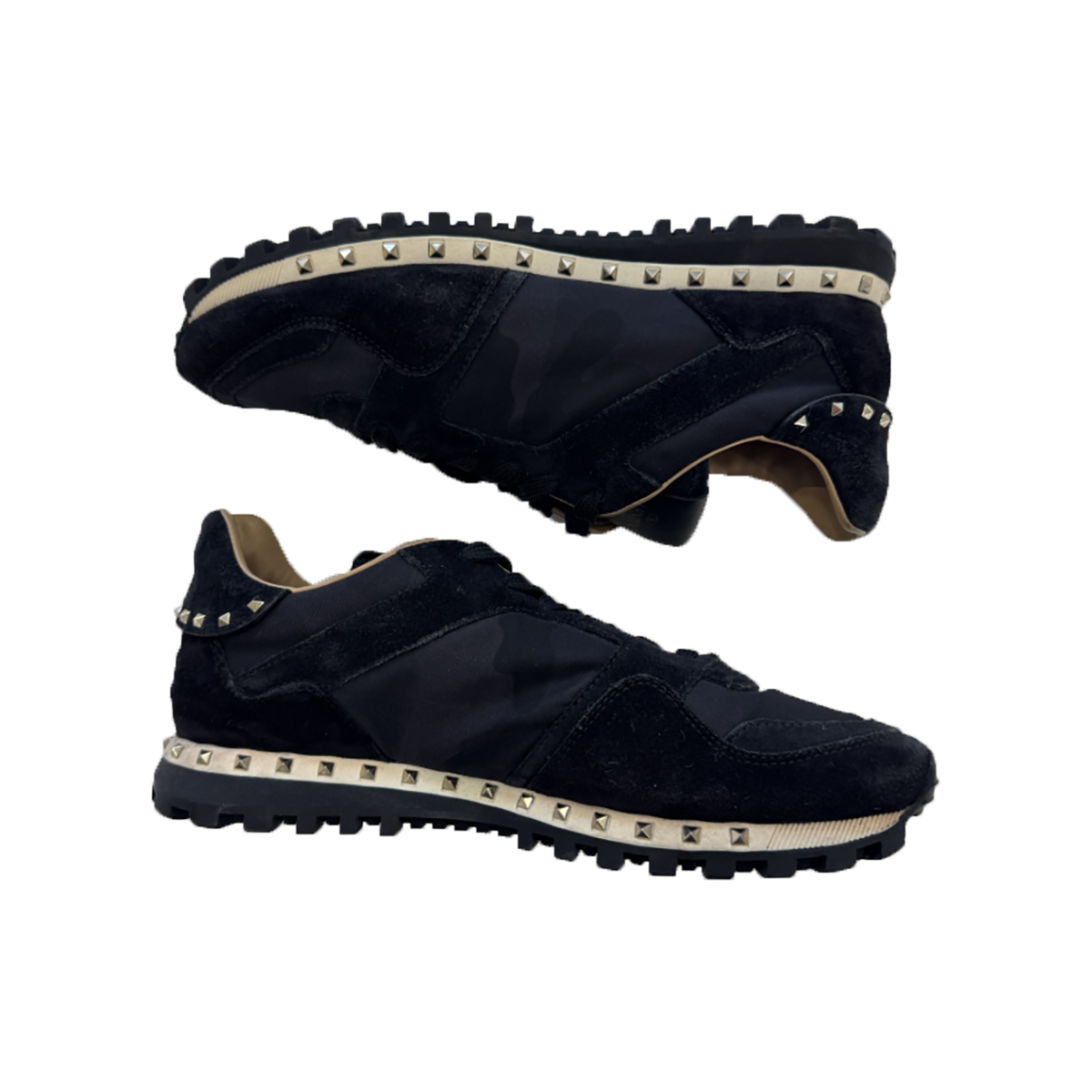 PRELOVED VALENTINO ROCKSTUD TRAINERS IN BLACK