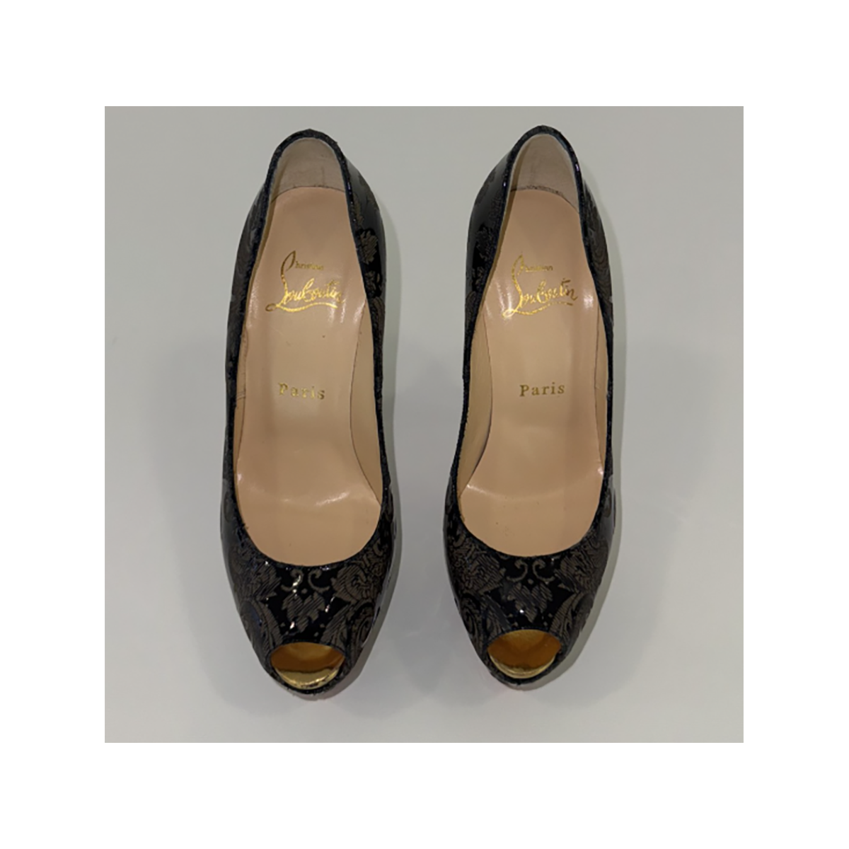 PRLOVED CHRISTIAN LOUBOUTIN PATENT ARABESQUE MOTIF 160 HIGHNESS HEELS