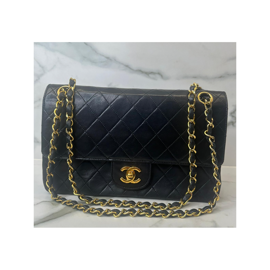 CHANEL MATELASSEW FLAP WITH CHAIN IN BLACK
