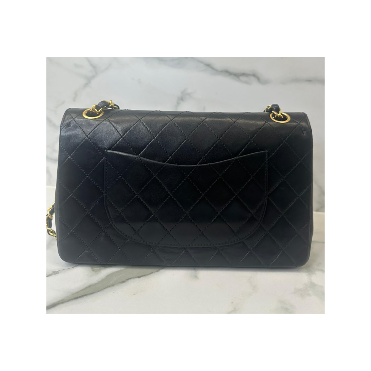 CHANEL MATELASSEW FLAP WITH CHAIN IN BLACK