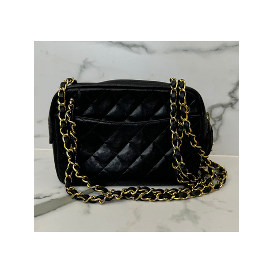 CHANEL QUILTED CHAIN SHOULDER BAG IN BLACK