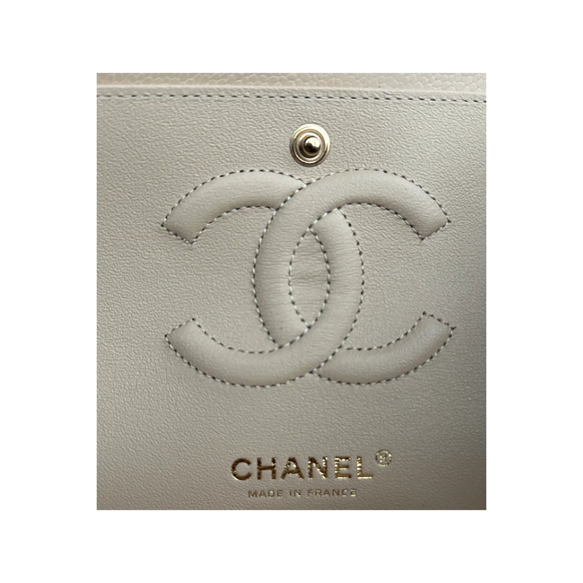 PRELOVED CHANEL BEIGE CAVIAR QUILTED MEDIUM FLAP BAG