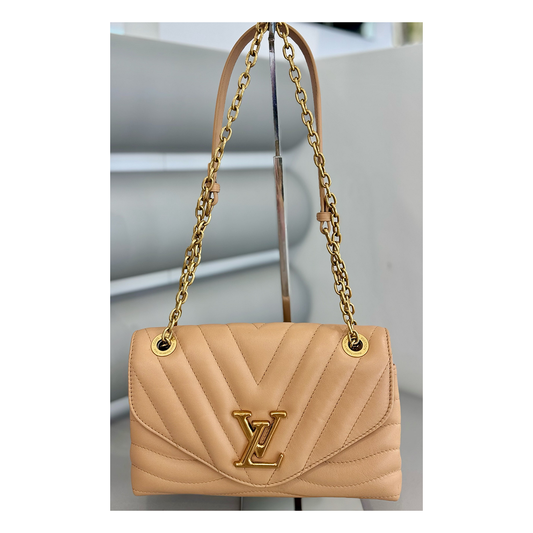 PRELOVED LOUIS VUITTON WAVE BAG IN BEIGE